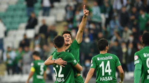 Hasan Sabri golünü attı ailesine hediye etti !